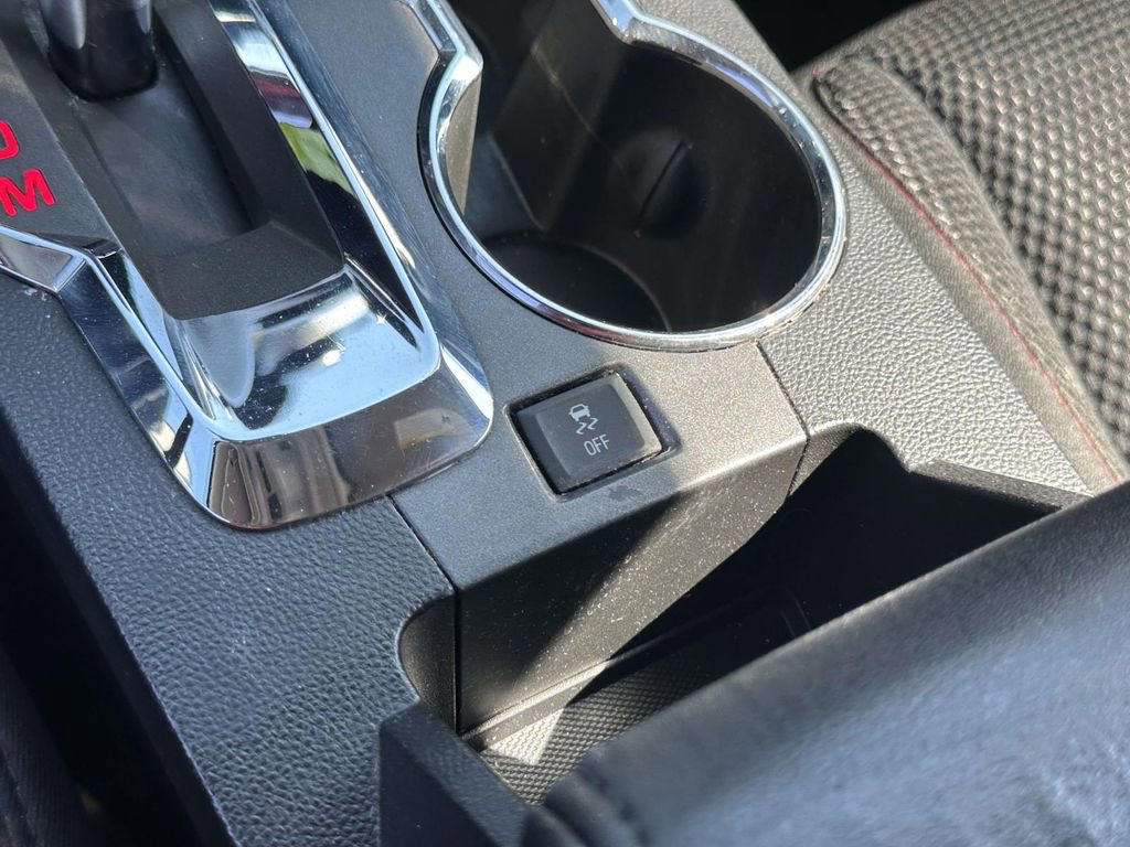 Used 2017 GMC Terrain SLE w/ Driver Alert Package I FWD image 26