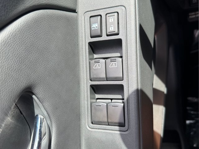 Used 2026 Nissan Frontier SV w/ SV Convenience Package RWD image 36