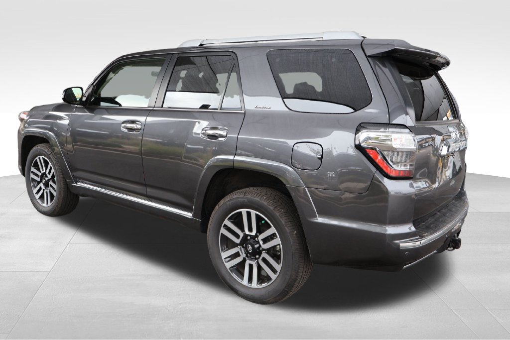 Certified 2022 Toyota 4Runner Limited AWD/4WD image 14