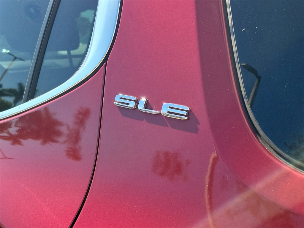 Used 2020 GMC Acadia SLE w/ Driver Convenience Package image 14