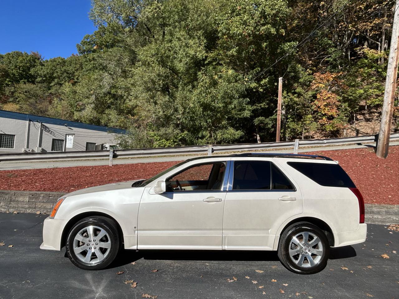 Used 2007 Cadillac SRX AWD/4WD image 2