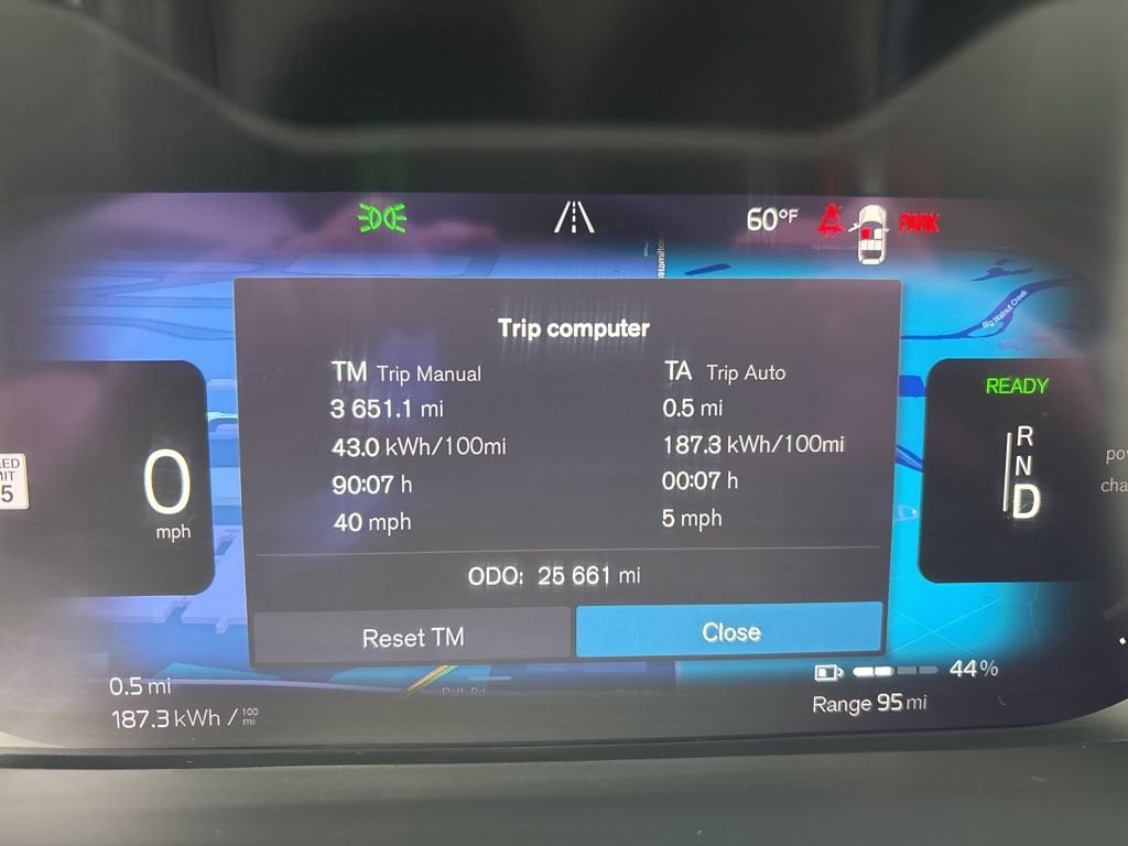 Used 2023 Volvo C40 P8 Recharge Plus w/ Climate Package AWD/4WD image 10