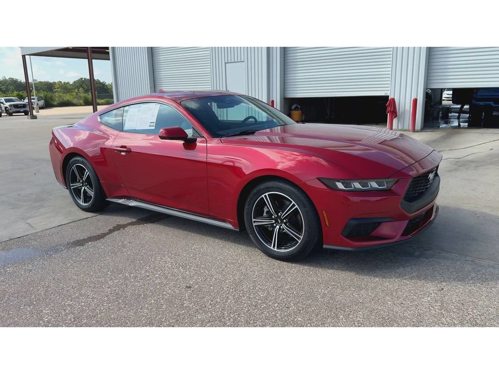 Used 2024 Ford Mustang Coupe RWD image 2