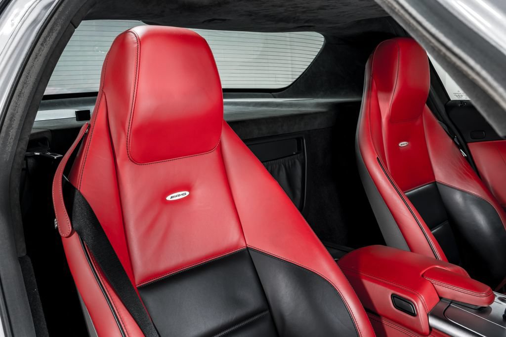 Used 2011 Mercedes-Benz SLS AMG Coupe image 29