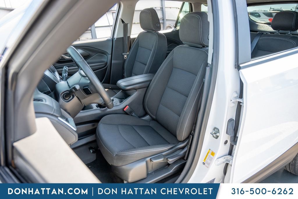 Used 2024 GMC Terrain SLE image 4