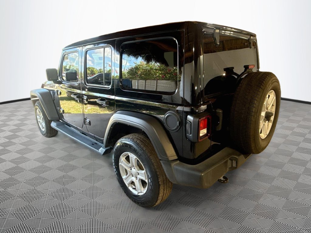 Certified 2022 Jeep Wrangler Unlimited Sport w/ Sun And Sound Package AWD/4WD image 8