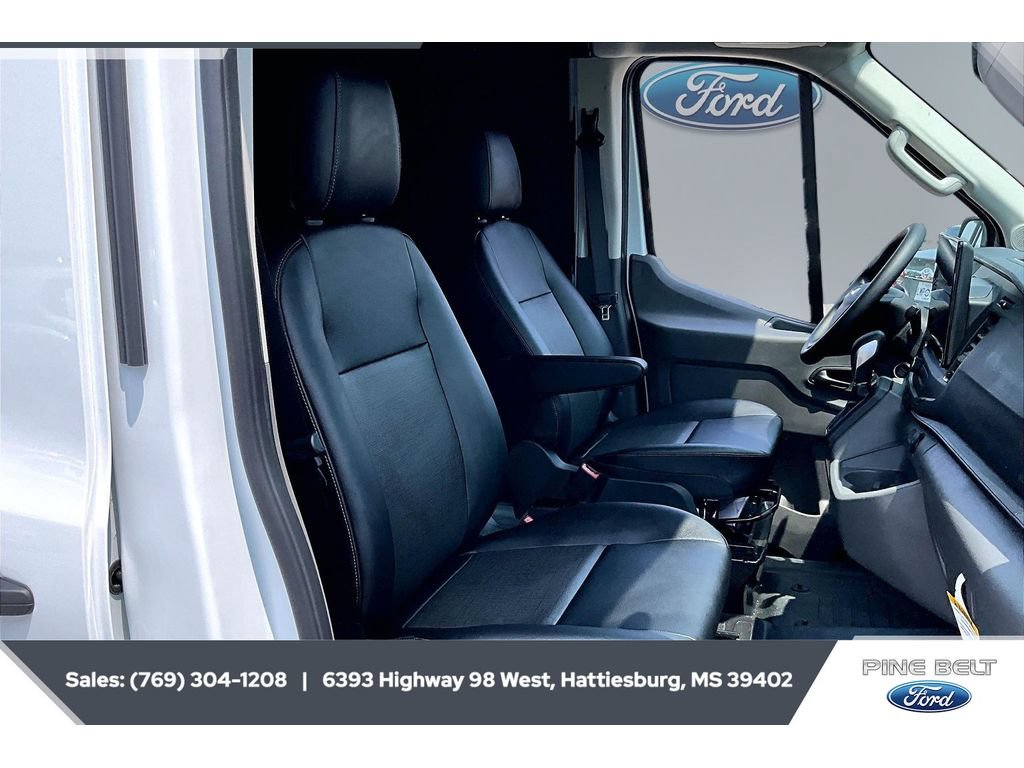 New 2026 Ford Transit 150 148 Medium Roof RWD image 6