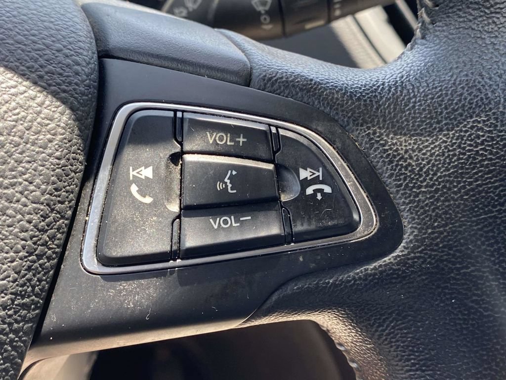 Used 2019 Ford Escape SEL FWD image 28