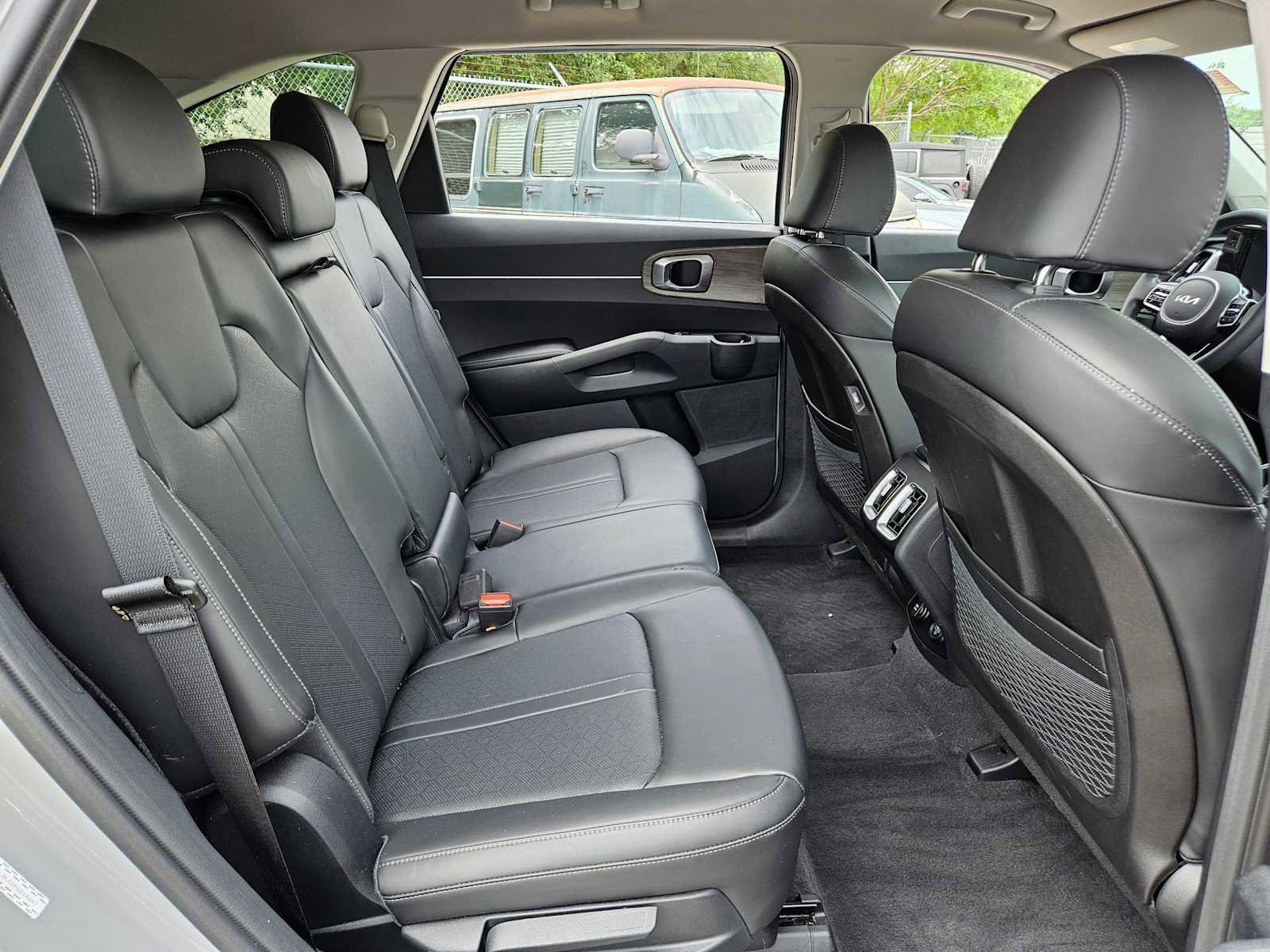 Certified 2023 Kia Sorento S image 19