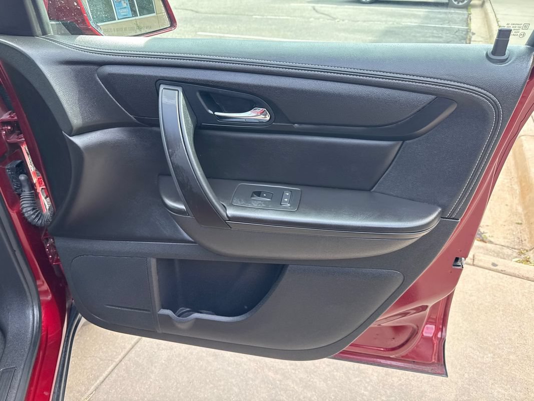 Used 2015 Chevrolet Traverse LT AWD/4WD image 15