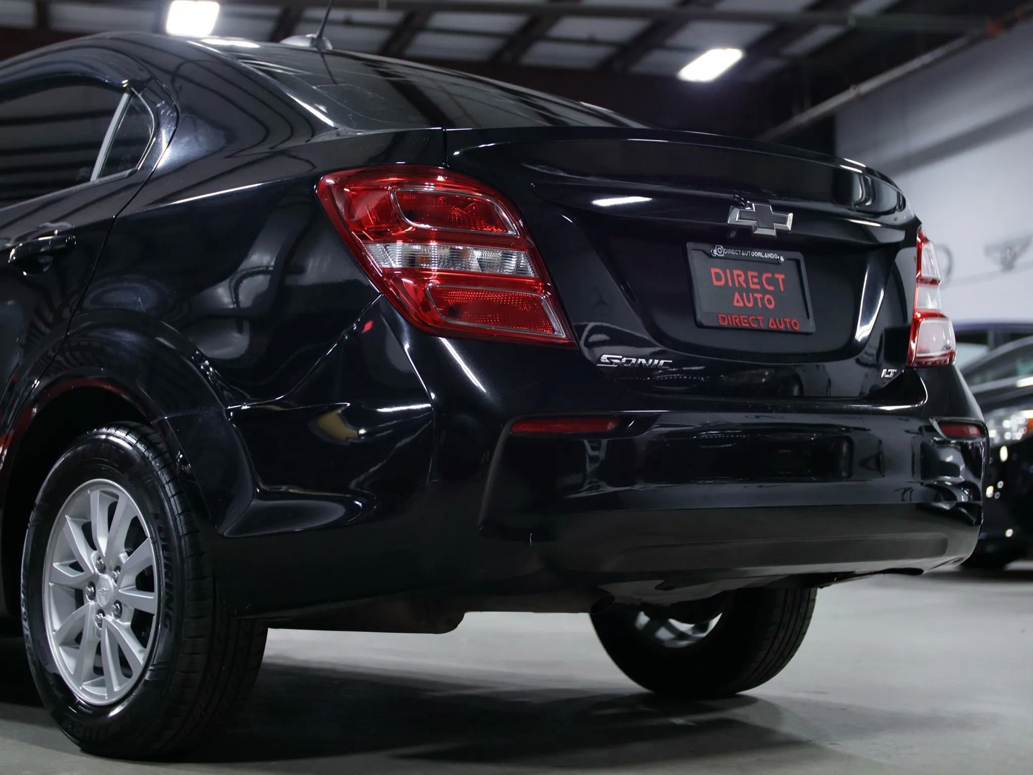 Used 2018 Chevrolet Sonic LT image 10