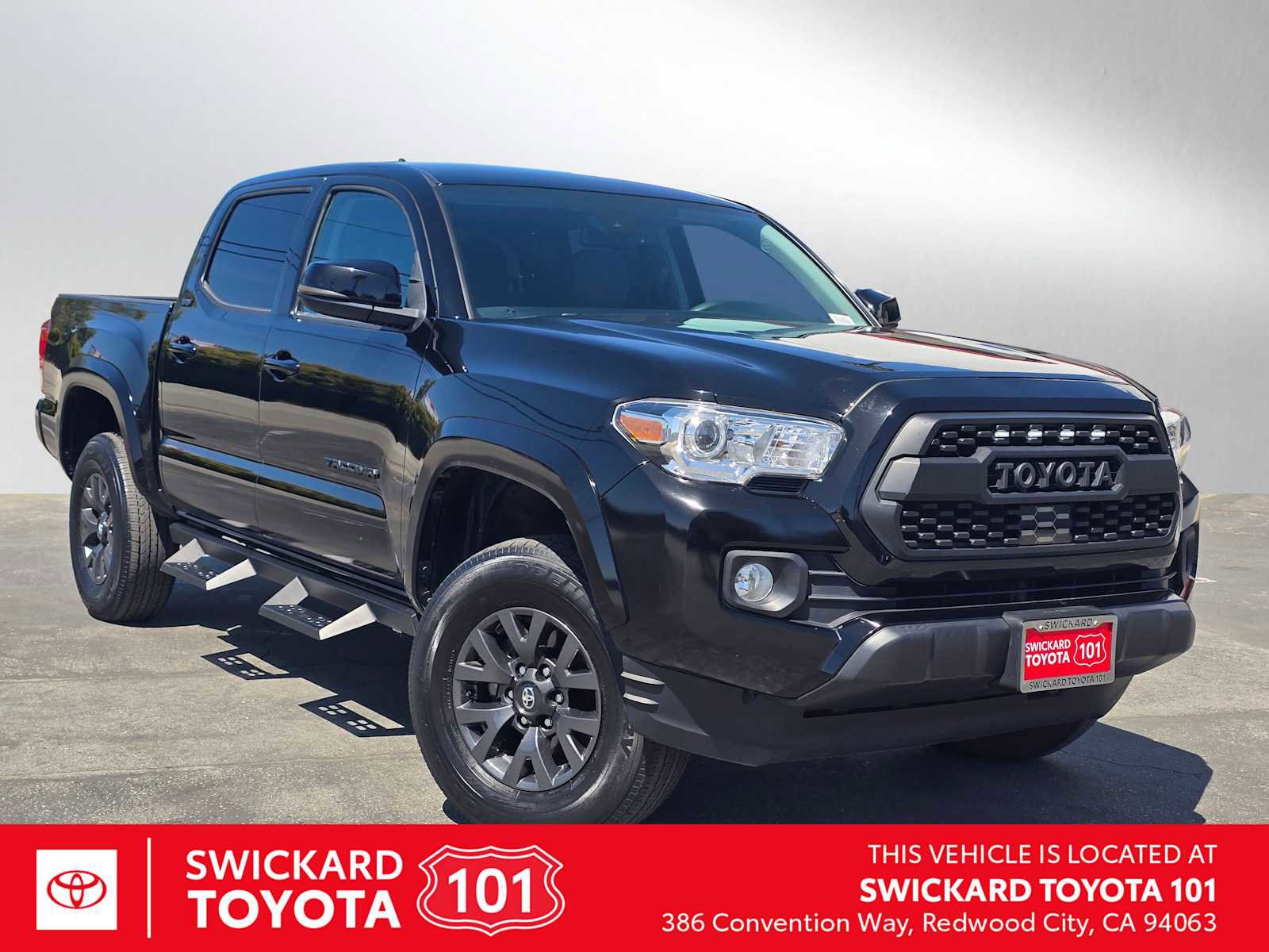 Used 2023 Toyota Tacoma SR5 AWD/4WD image 1