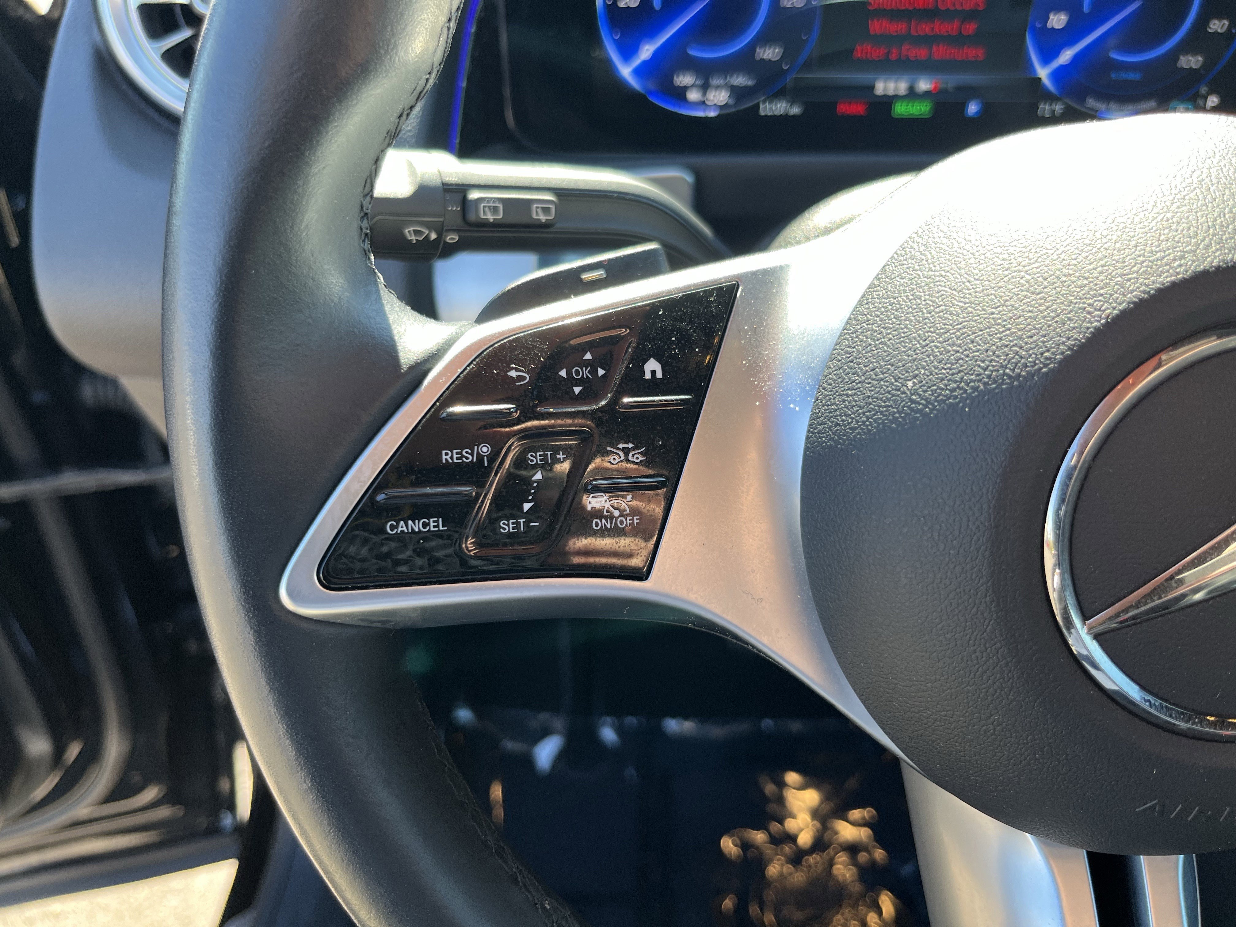 Used 2024 Mercedes-Benz EQB 300 4MATIC image 19