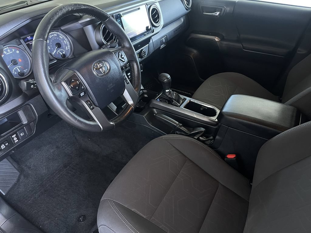 Used 2019 Toyota Tacoma TRD Sport w/ Technology Package RWD image 11