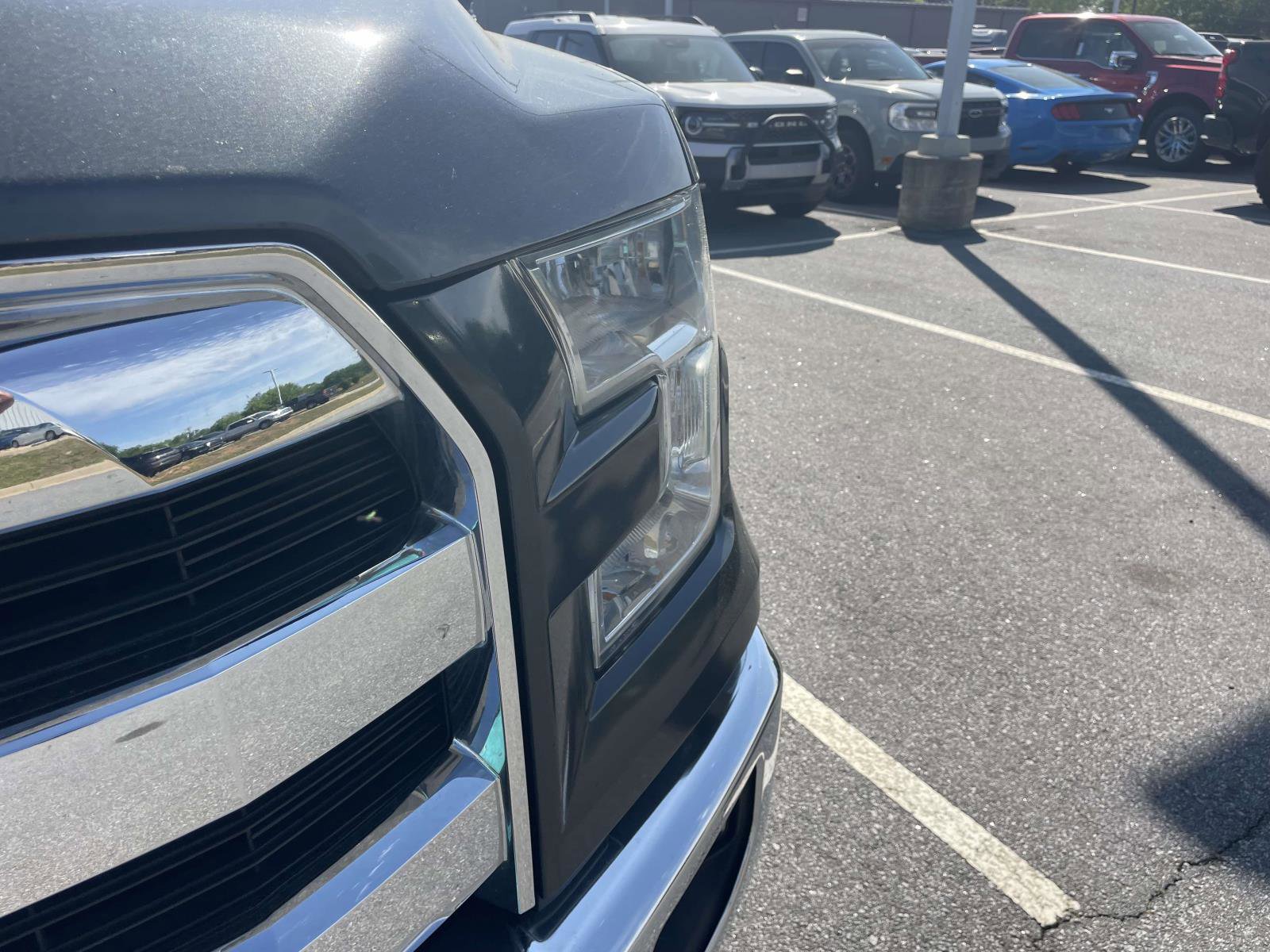 Used 2015 Ford F150 Lariat w/ FX4 Off-Road Package image 5