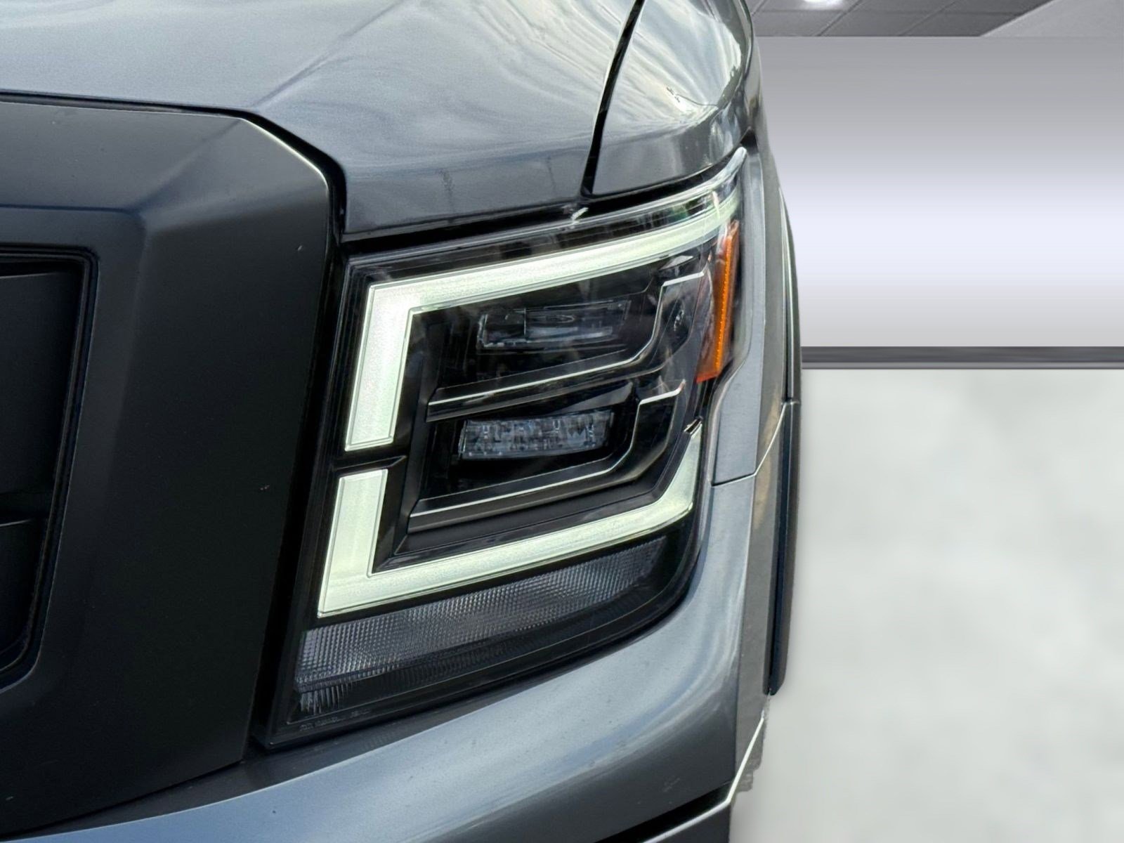 Used 2021 Nissan Titan PRO-4X w/ Pro-4x Convenience Package image 11