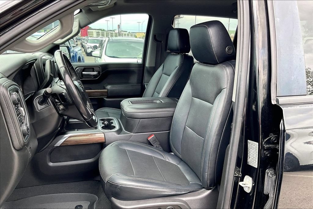 Used 2019 Chevrolet Silverado 1500 RST w/ True North Edition AWD/4WD image 33