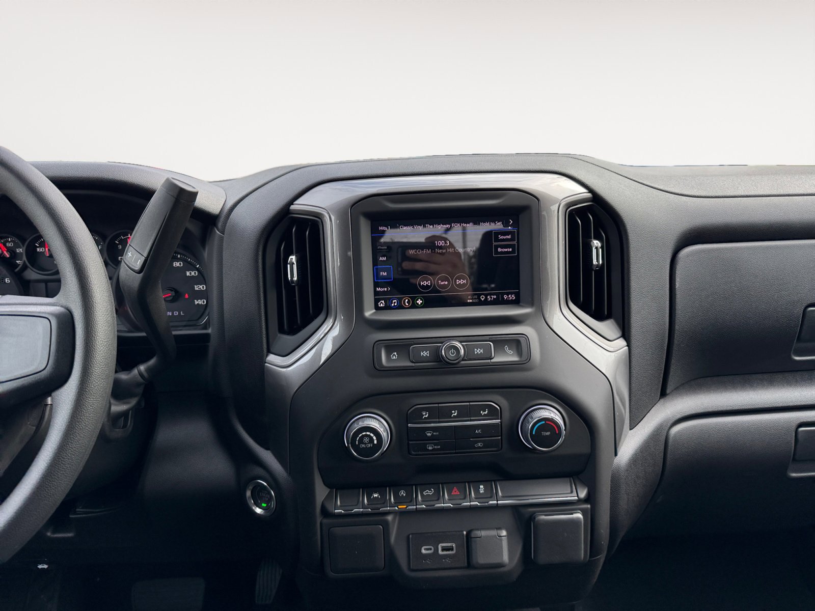 New 2025 Chevrolet Silverado 1500 Custom image 11