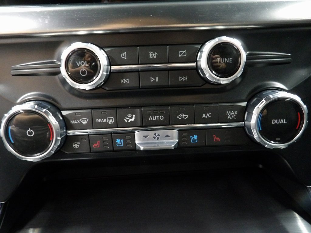 Used 2023 Ford F150 Lariat w/ Equipment Group 502A High image 47