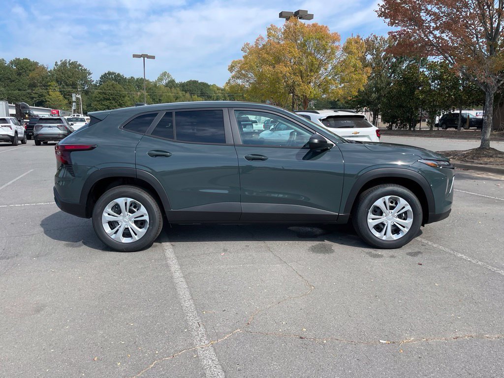 New 2026 Chevrolet Trax LS FWD image 9
