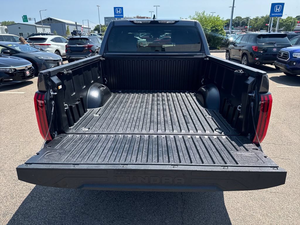 Used 2025 Toyota Tundra Limited AWD/4WD image 8