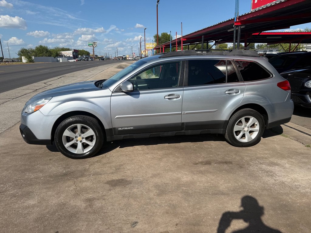 Used 2013 Subaru Outback 2.5i Premium w/ All-Weather Pkg AWD/4WD image 20