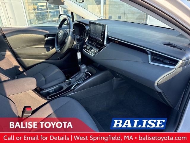 Used 2020 Toyota Corolla LE image 29