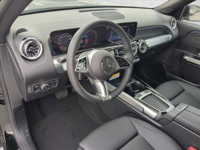 New 2026 Mercedes-Benz GLB 250 image 3