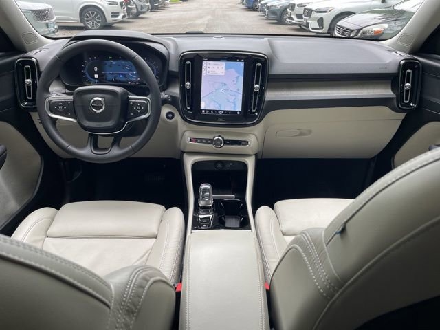 Certified 2023 Volvo XC40 B5 Plus w/ Protection Package Premier AWD/4WD image 22