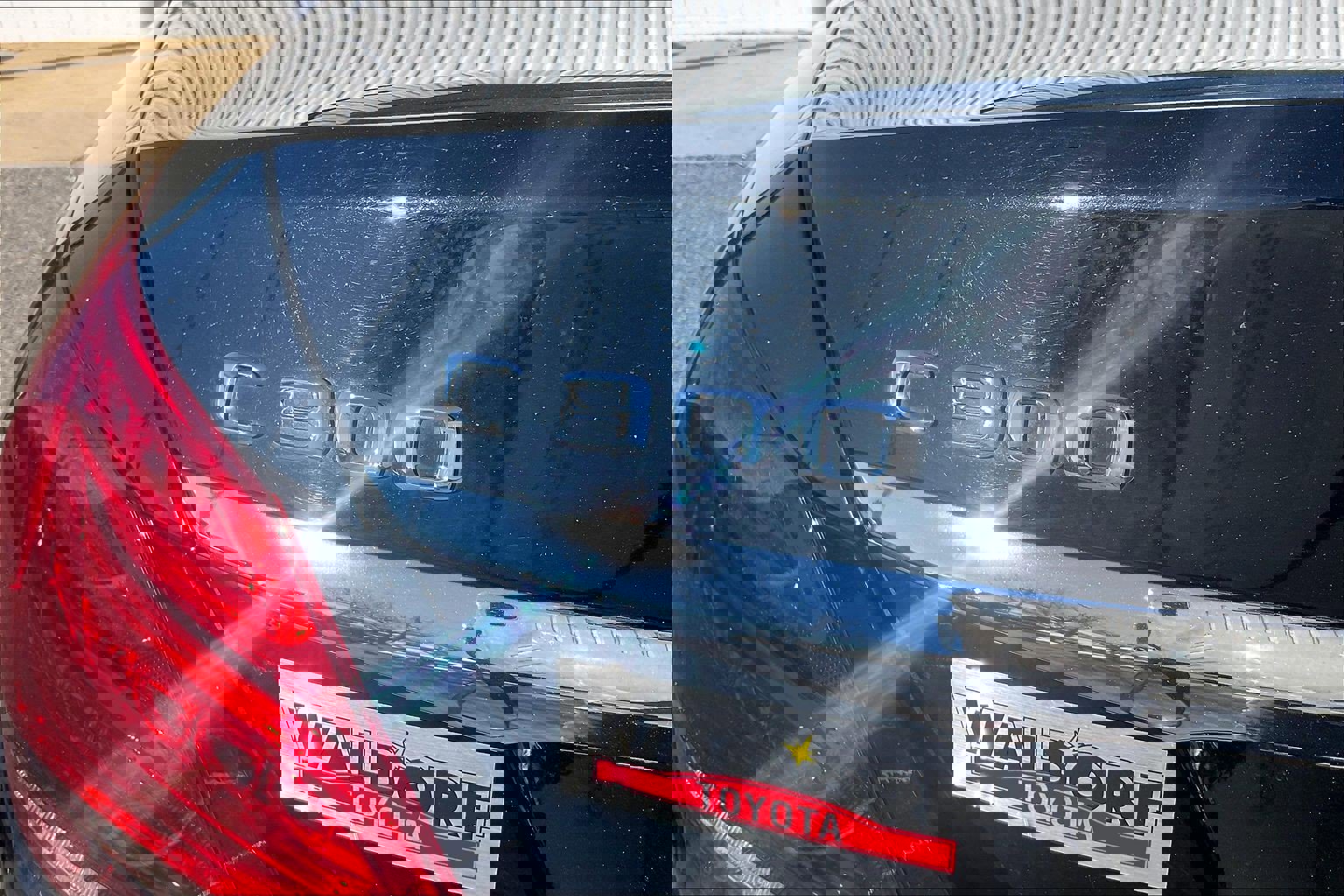 Used 2015 Mercedes-Benz C 300 4MATIC Sedan image 10