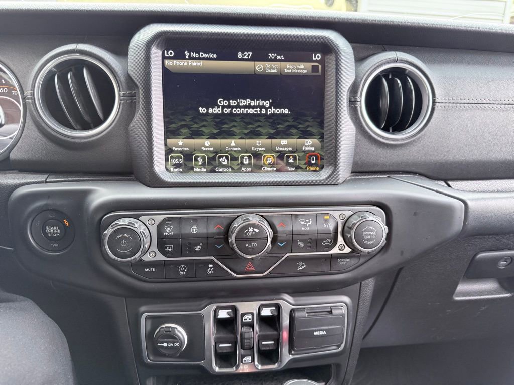 Used 2018 Jeep Wrangler Unlimited Sahara image 20