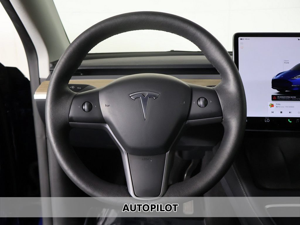 Used 2023 Tesla Model Y Long Range AWD/4WD image 5