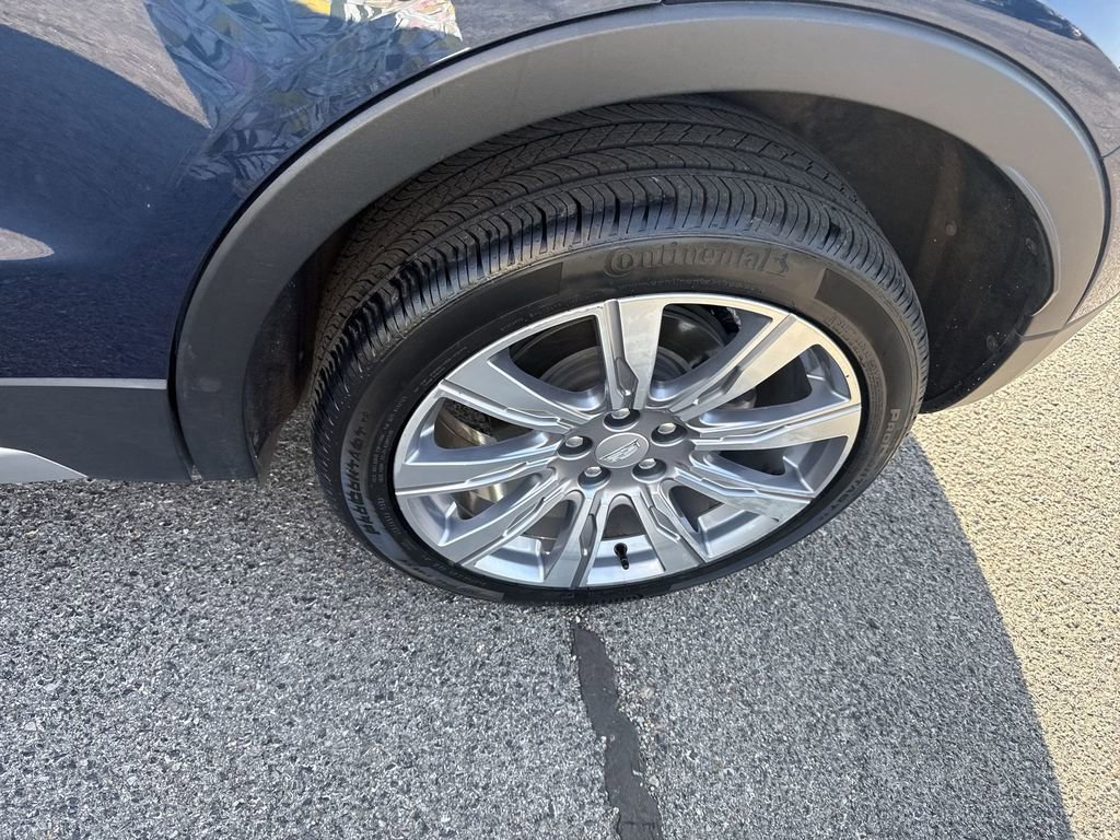 Certified 2020 Cadillac XT4 Premium Luxury FWD image 40