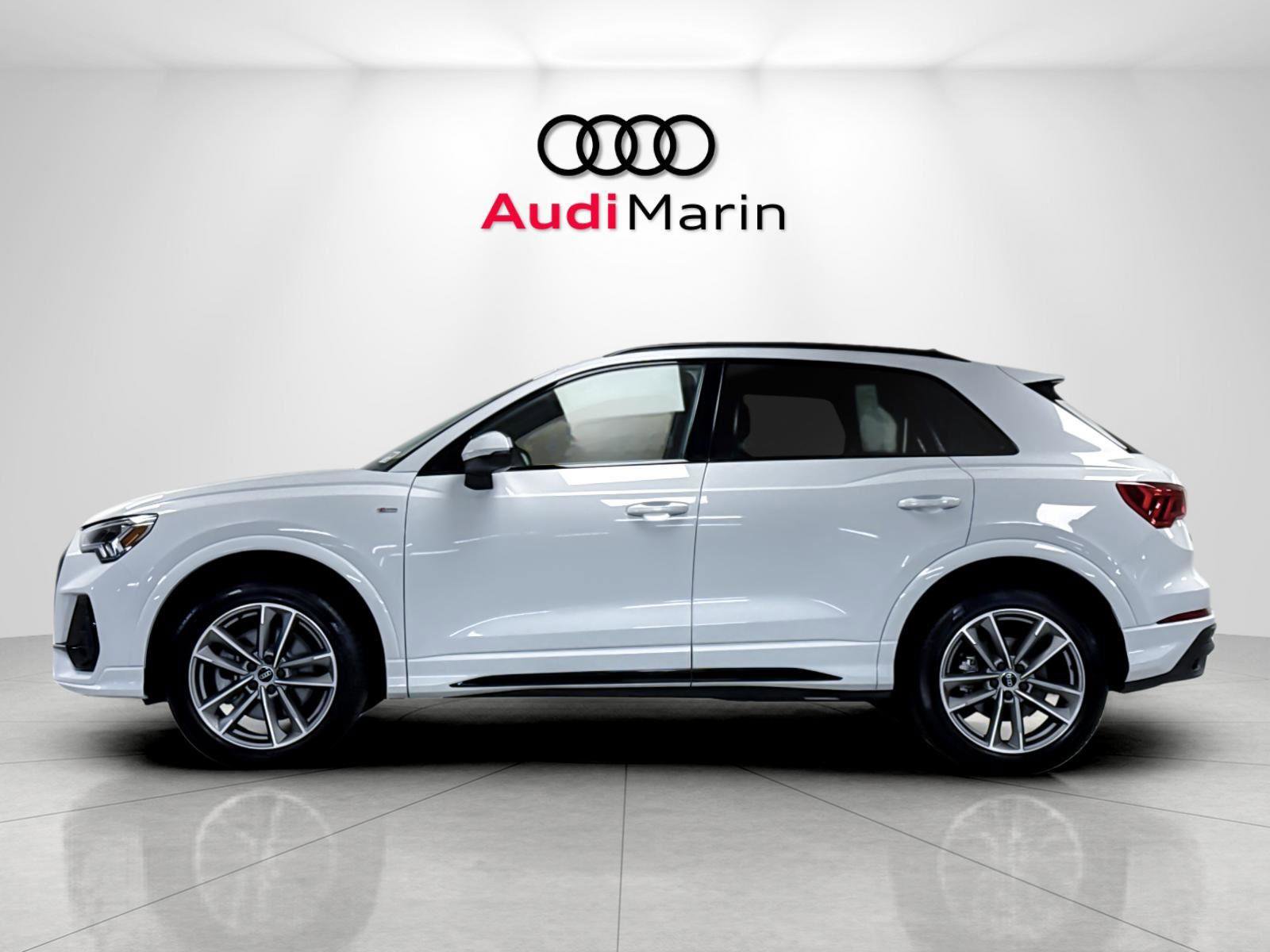 Certified 2025 Audi Q3 2.0T Premium w/ Convenience Package image 2