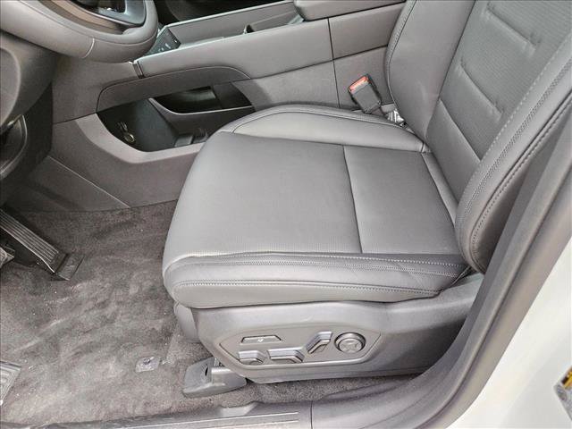 Certified 2026 Hyundai Santa Fe Calligraphy AWD/4WD image 4