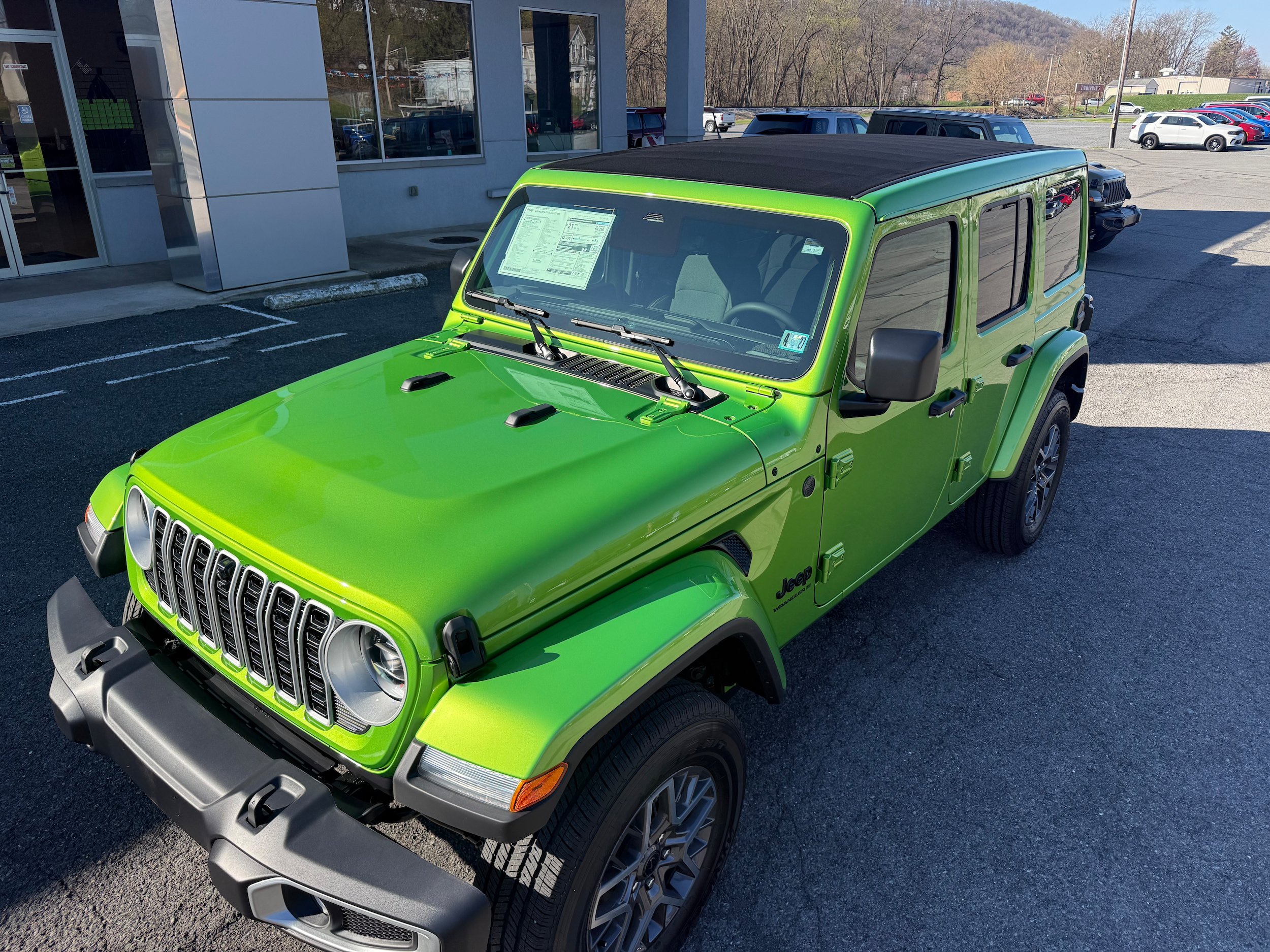 New 2026 Jeep Wrangler Sahara w/ Technology Group AWD/4WD image 5