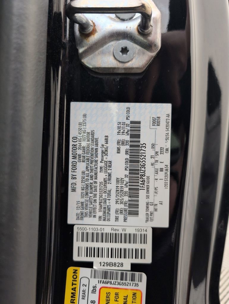 Used 2016 Ford Mustang Shelby GT350 w/ Track Package image 46