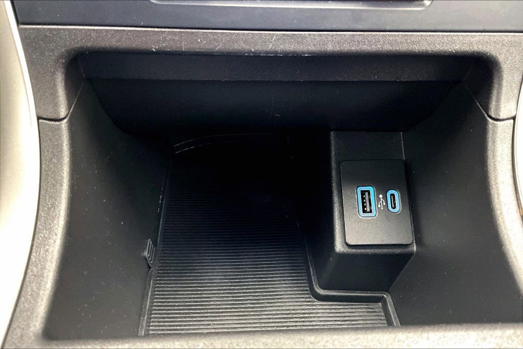 Certified 2023 Ford Edge SEL image 32