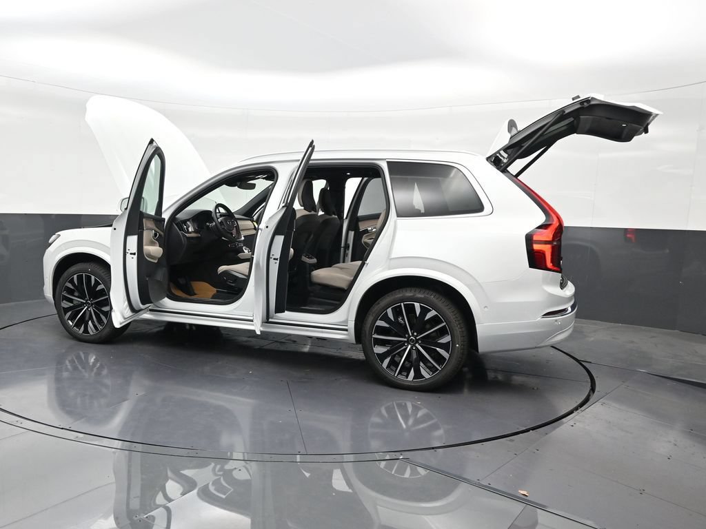 New 2026 Volvo XC90 T8 Plus w/ Protection Package Premier AWD/4WD image 32
