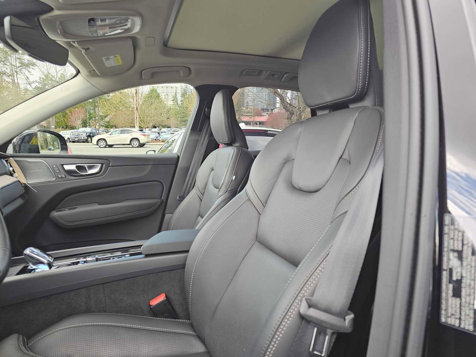 Used 2026 Volvo XC60 B5 Ultra w/ Protection Package Premier AWD/4WD image 21
