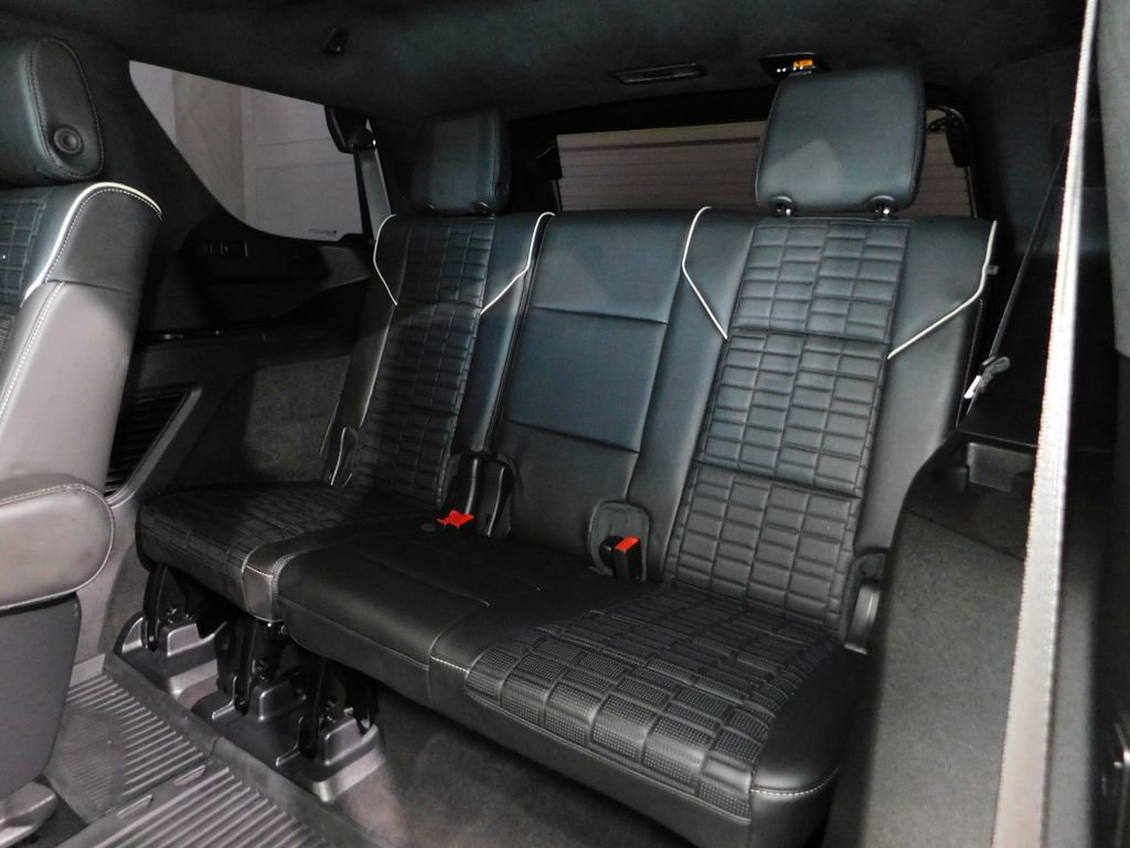 Used 2022 Cadillac Escalade Sport Platinum w/ LPO, ONYX Package AWD/4WD image 48