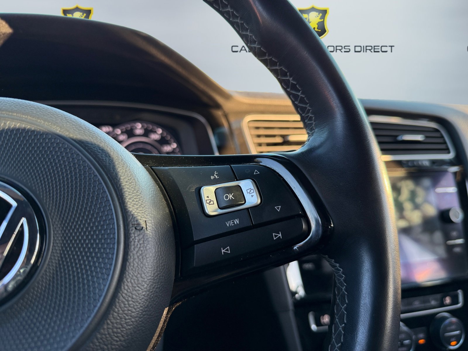 Used 2019 Volkswagen Golf R 4-Door image 14