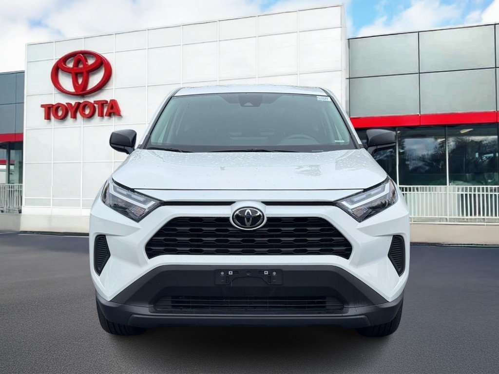 Used 2025 Toyota RAV4 LE AWD/4WD image 13