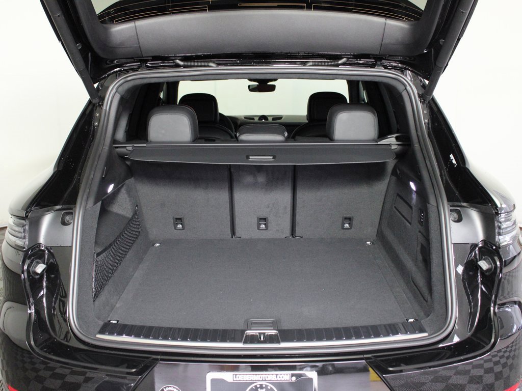 New 2026 Porsche Cayenne GTS image 13