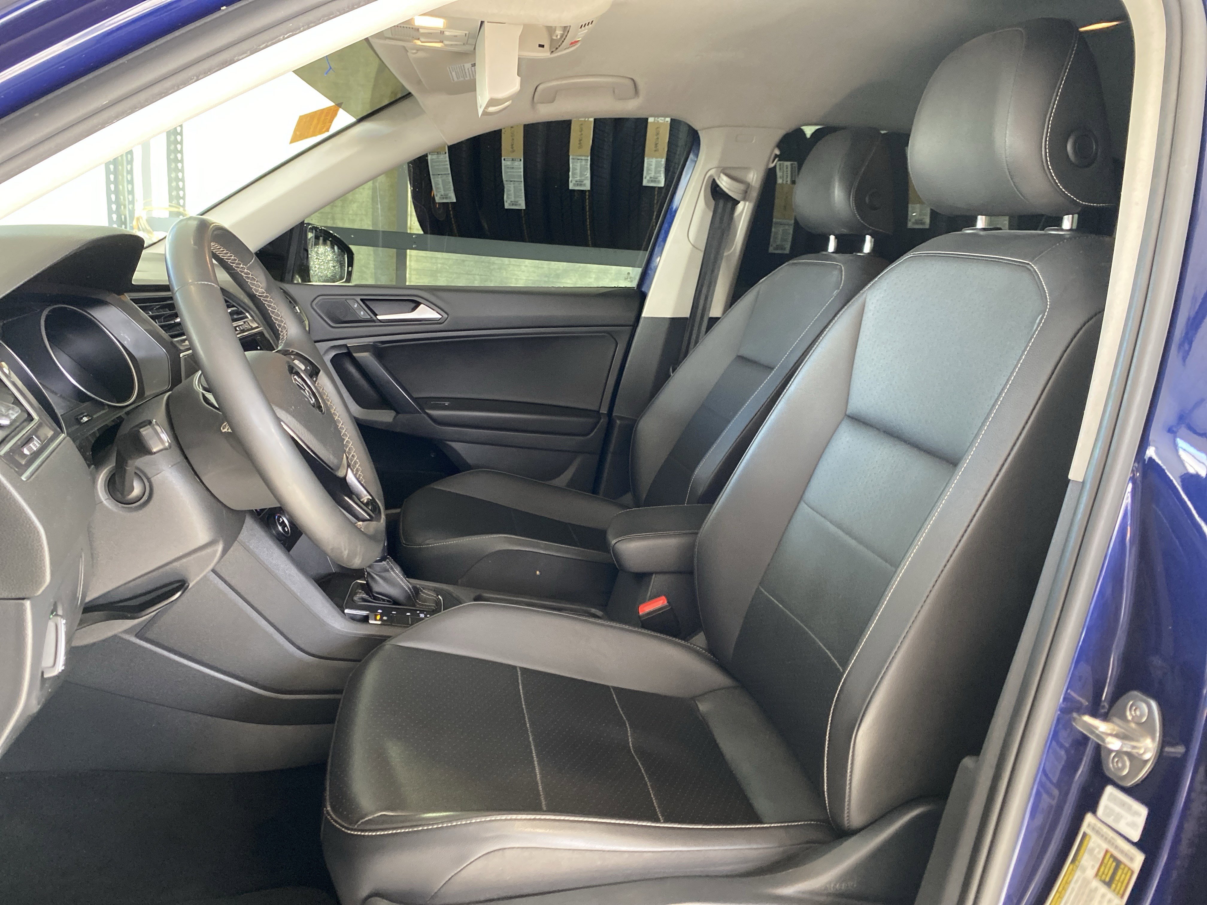 Used 2021 Volkswagen Tiguan SE image 19