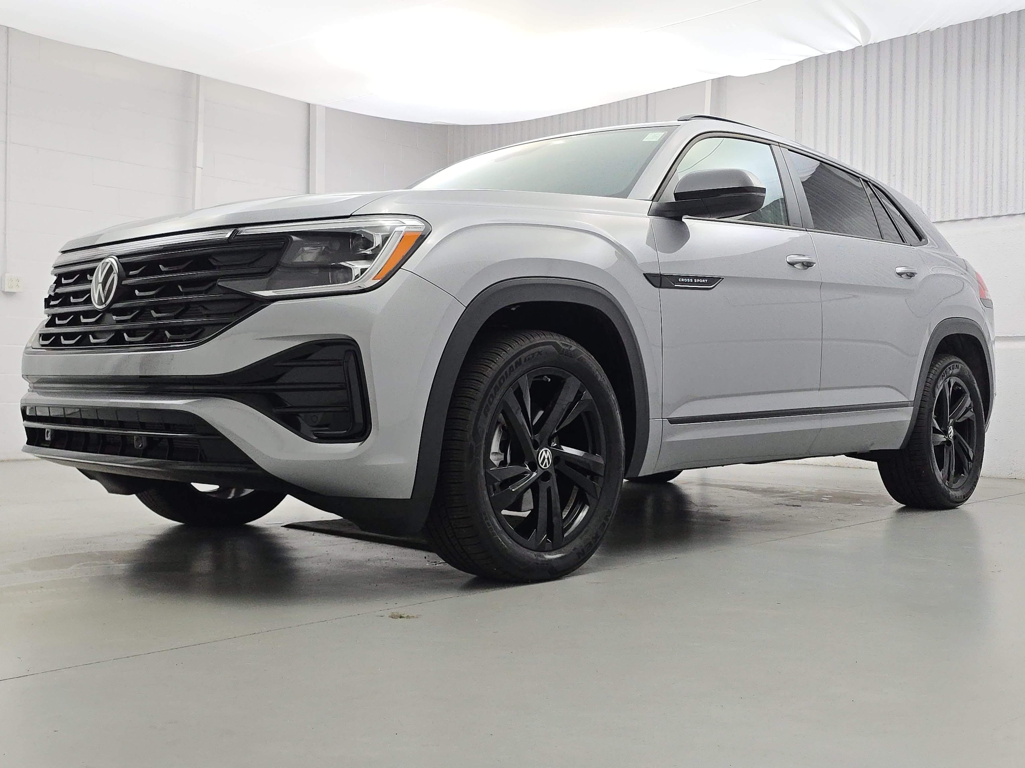 Used 2026 Volkswagen Atlas Cross Sport SEL R-Line