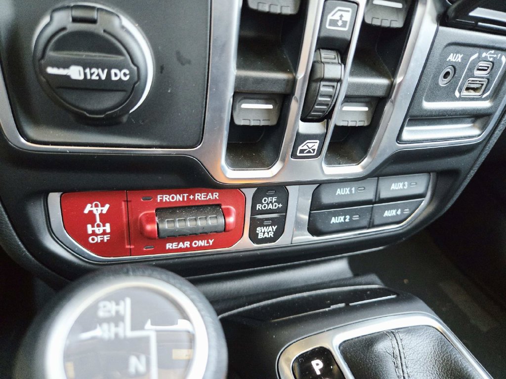 Certified 2026 Jeep Wrangler Unlimited Rubicon AWD/4WD image 30