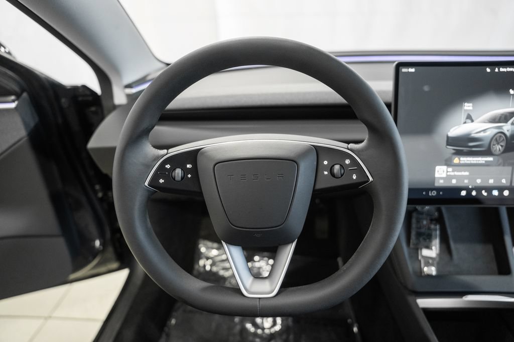 Used 2025 Tesla Model 3 RWD image 23