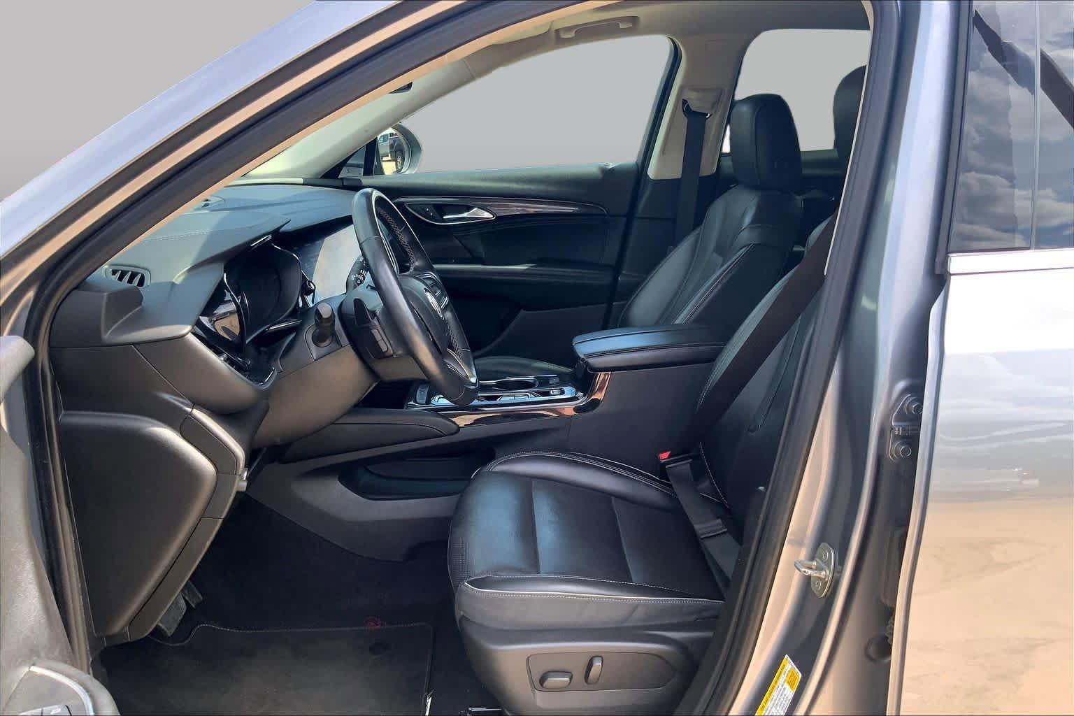 Used 2022 Buick Envision Essence w/ Safety Package FWD image 8