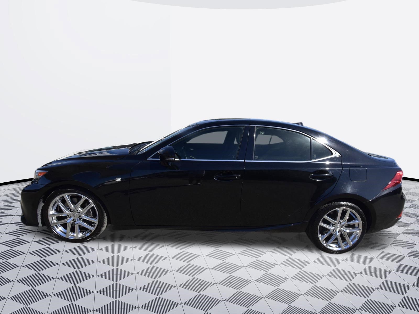 Used 2016 Lexus IS 200t w/ F Sport Package RWD image 2